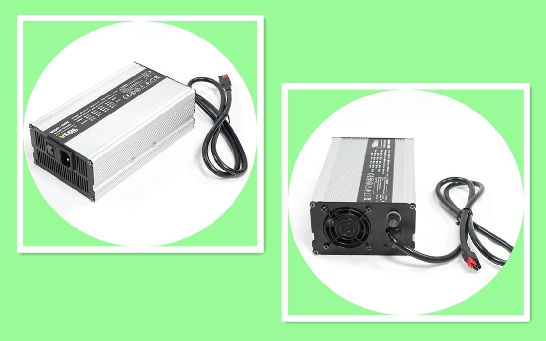 Automatic AGM CC CV 8A 60V Battery Charger 72V Or 73.5Vdc Output With Mounting Feet