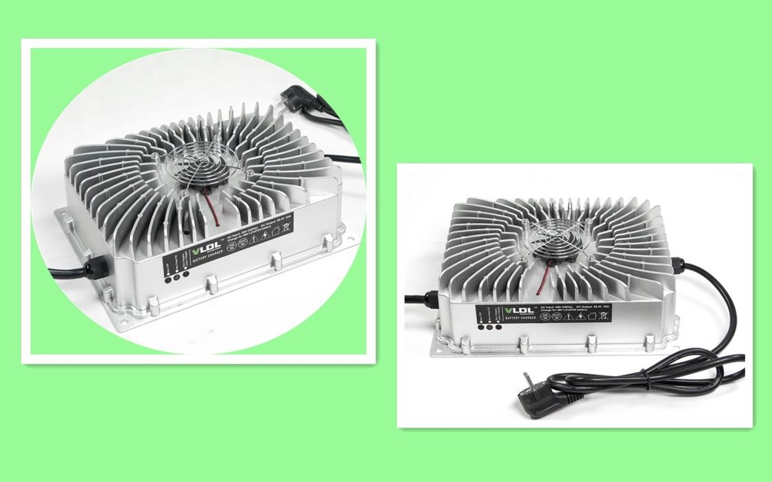50 / 60 Hz Smart 60V 20A Battery Charger Forced Ventilation With Fans